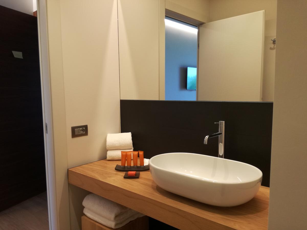 Relais Le Rocche Hotel Ла Мора Екстериор снимка